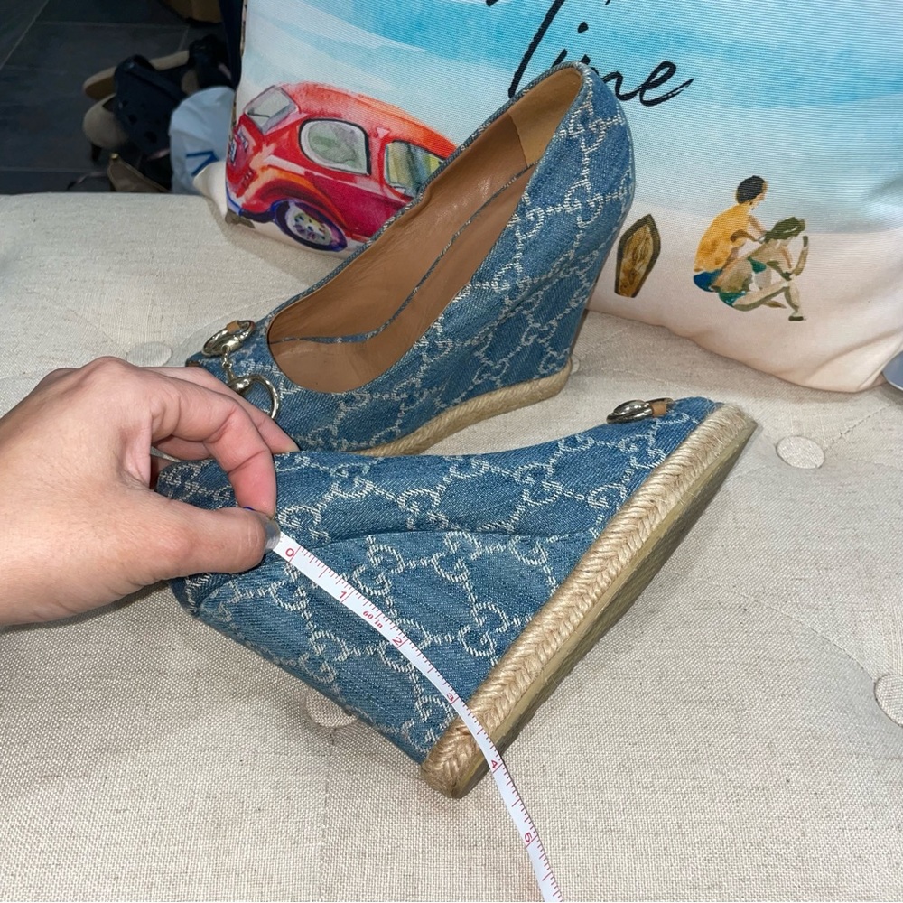 Gucci Blue GG Denim Horsebit Espadrille Wedges Size 38
Excellent Condition - Picture 8 of 11